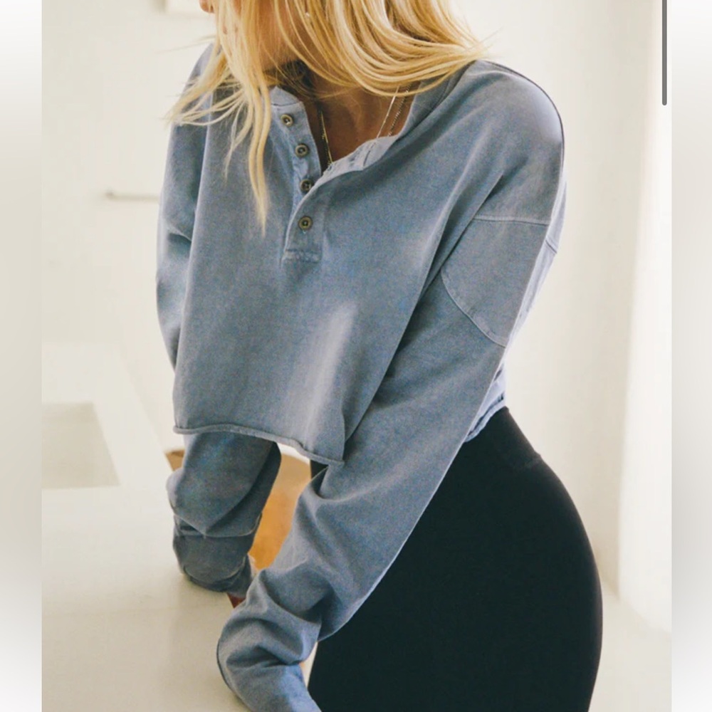 Joah Brown Blue Crop Top - Picture 2 of 9